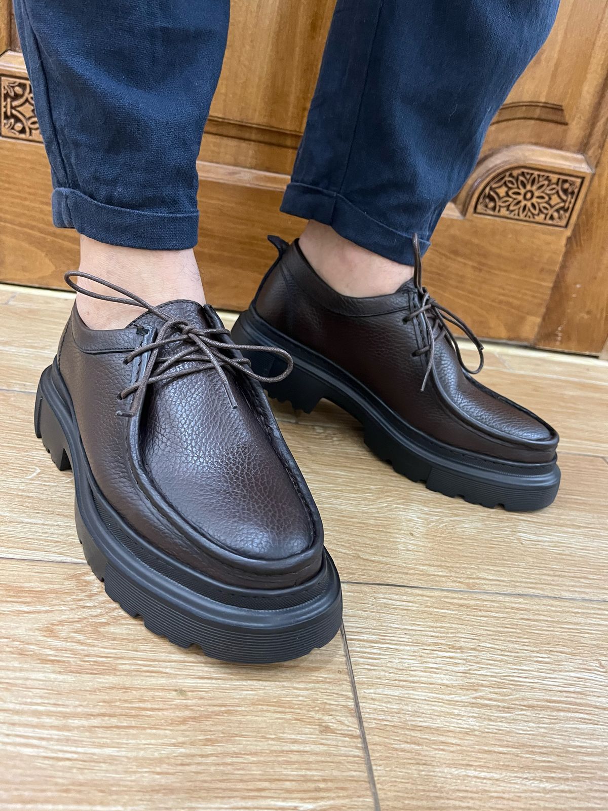Derbies en Cuir Grainé Marron Foncé – Semelle Épaisse Crantée